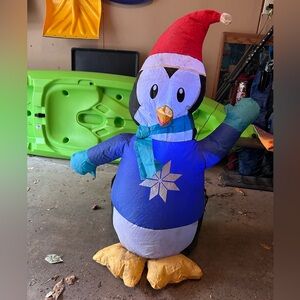 3.5’ Festive Penguin Inflatable with Santa Hat